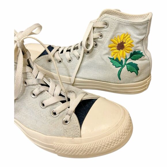 Converse Womens Denim Contrast Embroidered Sunflower High Top Tennis Shoe Sz 8.5 - Picture 2 of 9